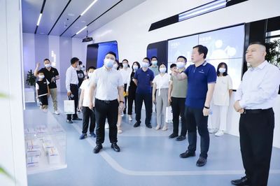 齊魯制藥開展市民開放日活動,科技、環(huán)保與社會貢獻(xiàn)獲得市民紛紛點贊
